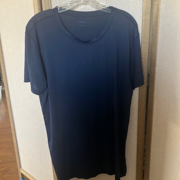Airism Blue Short Sleeve Tee xl - Picture 1 of 3